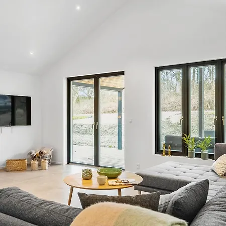 4 Bedroom Lovely Home In Stege * Stege